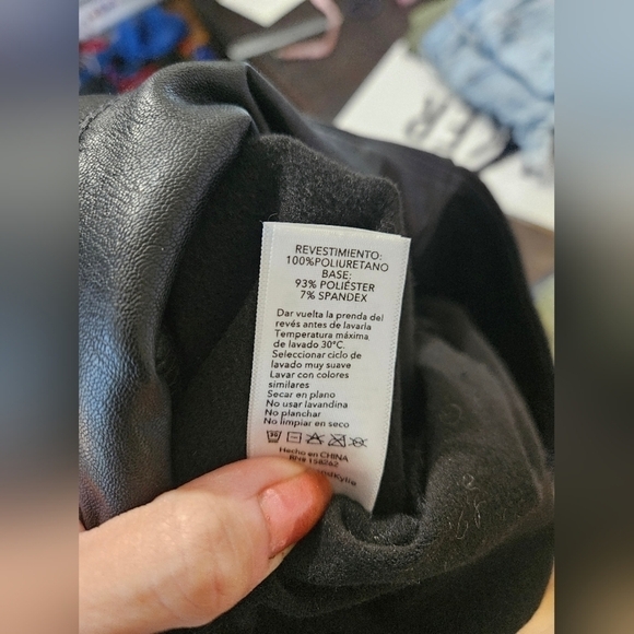 Kendall and Kylie faux leather legging - Picture 5 of 6